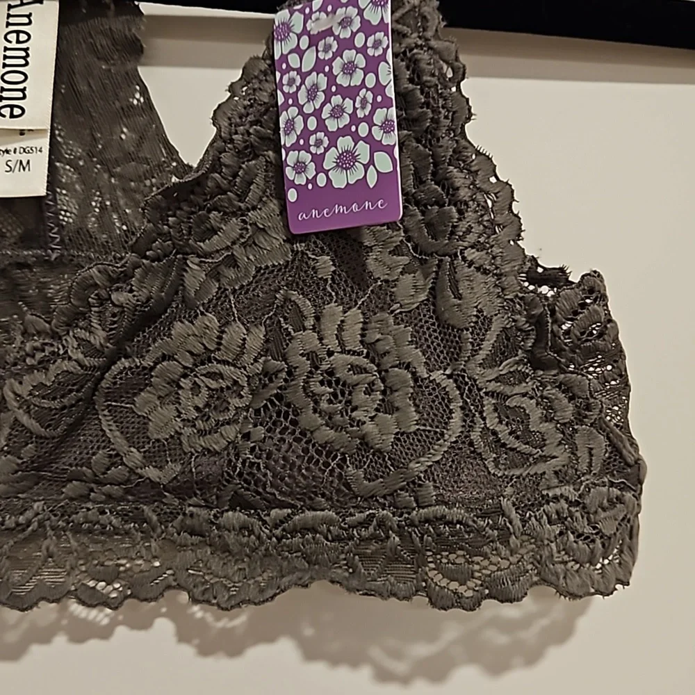 ANEMONE gray floral graphic lace  stretch t back bra S/M M/L NWT - Picture 6 of 8